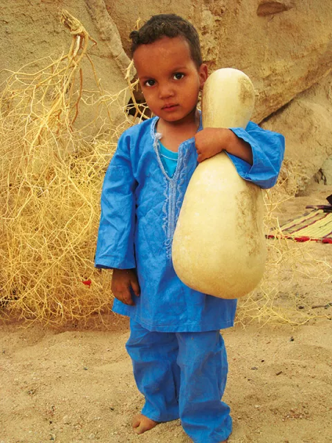 Utrinki iz knjige Tuaregi - Hči puščave