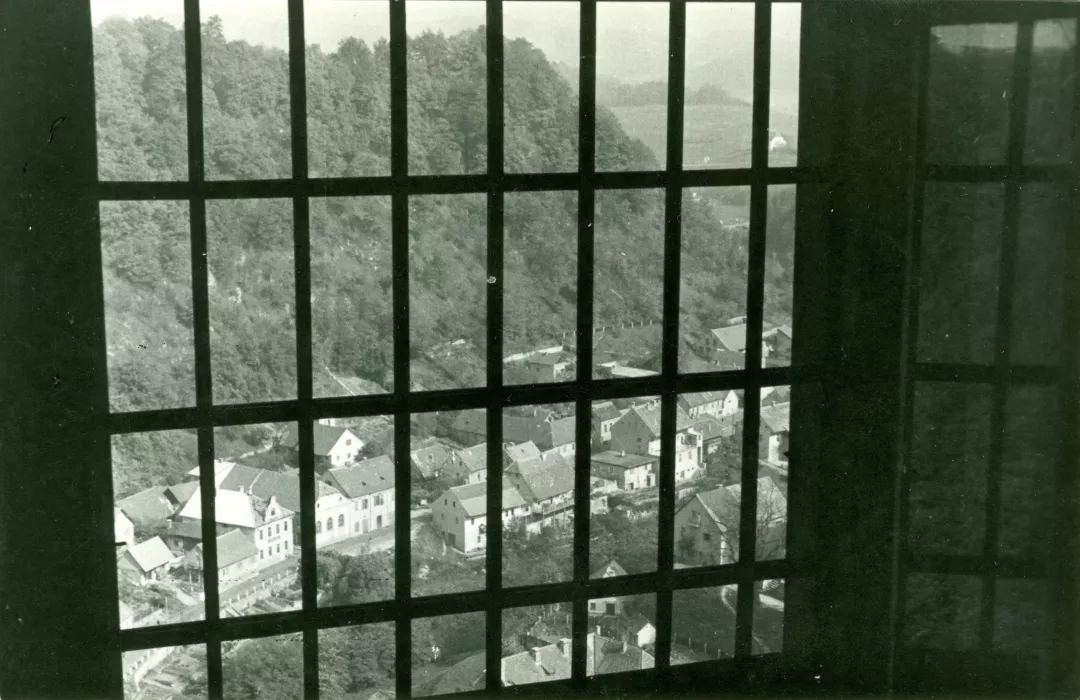 Kazenske ustanove na gradu Rajhenburg 1948-1966, javno vodstvo po razstavi