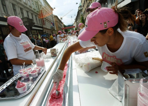 Ljubljanske mlekarne - 35 let sladoleda Planica, Guinnessov rekord