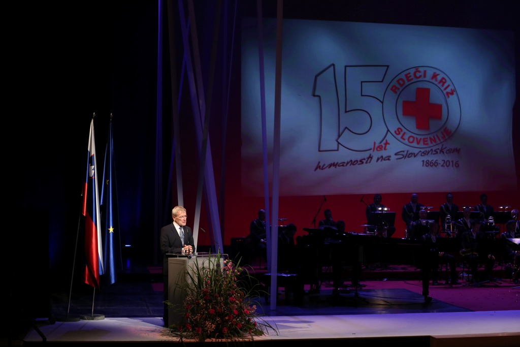 Slavnostna akademija ob 150. obletnici Rdečega križa na Slovenskem