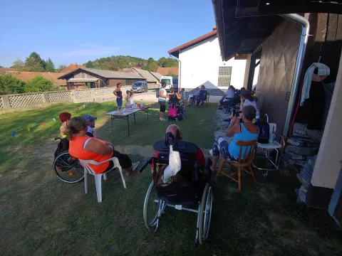 Center aktivnosti invalidnih oseb Bušeča vas